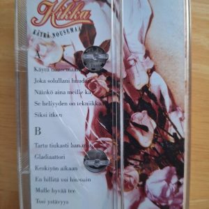 Kikka Käyrä nousemaan 1993. Kasetti.
