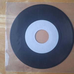 (Kai) Kivi ja eksyneet äänet. Koepainos/test pressing. JHN (VG+) Harvinaisuus!